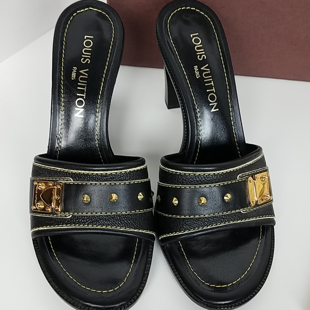 Louis Vuitton  Sandals  Black/Gold Sz 38 - Picture 2 of 8